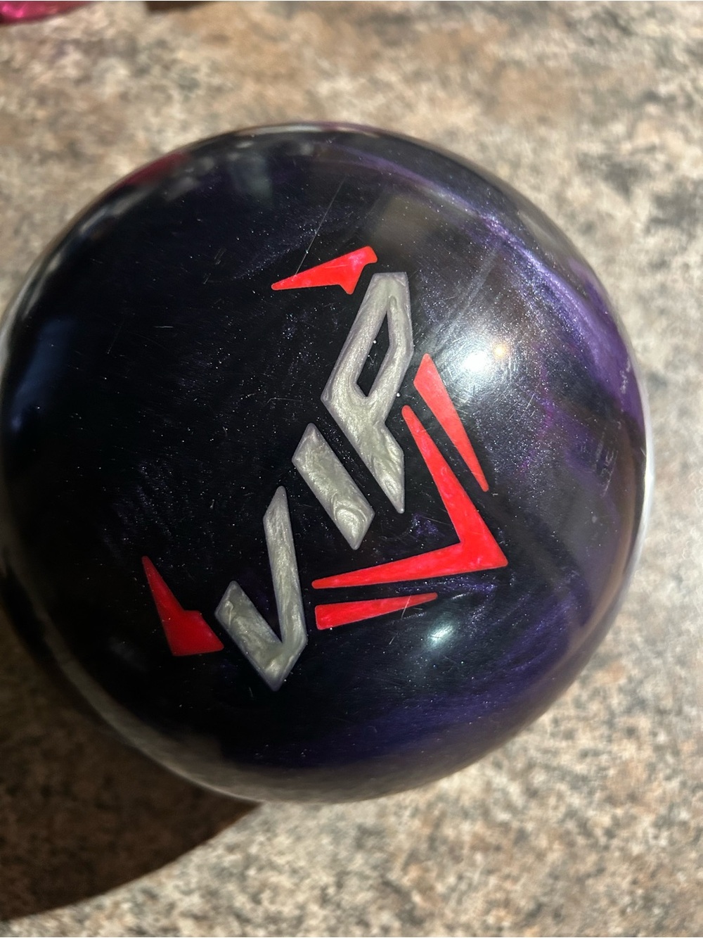 Motiv VIP ej racket bowling ball 14lb